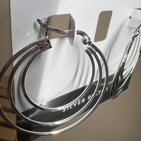 Essentials Silver Plated Triple Graduated Hoop Pierced Earrings 1 1/2” - Picture 7 of 8